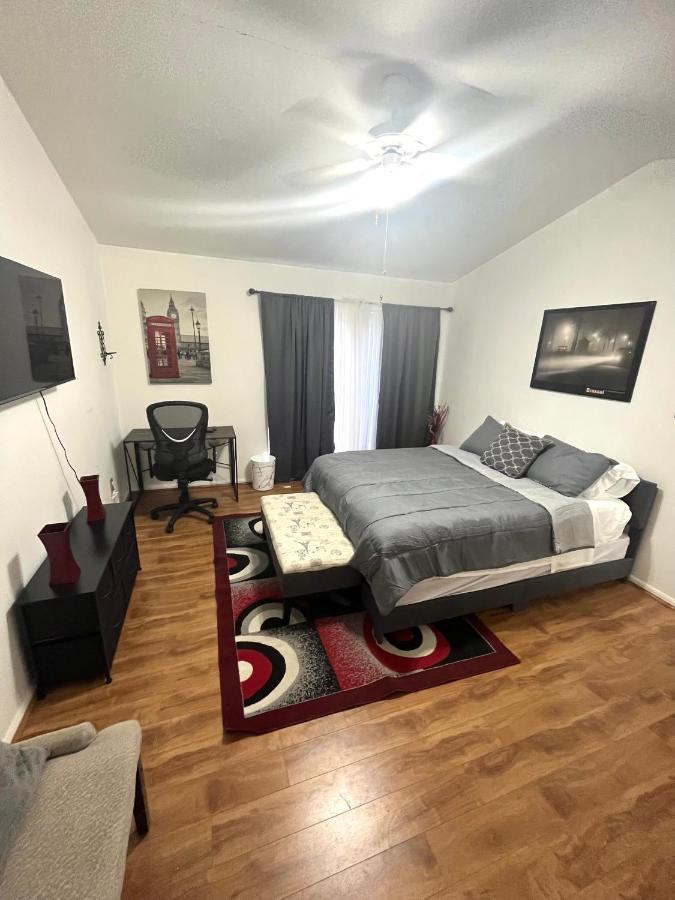 Sherbrooke Square Townhomes Houston Bagian luar foto